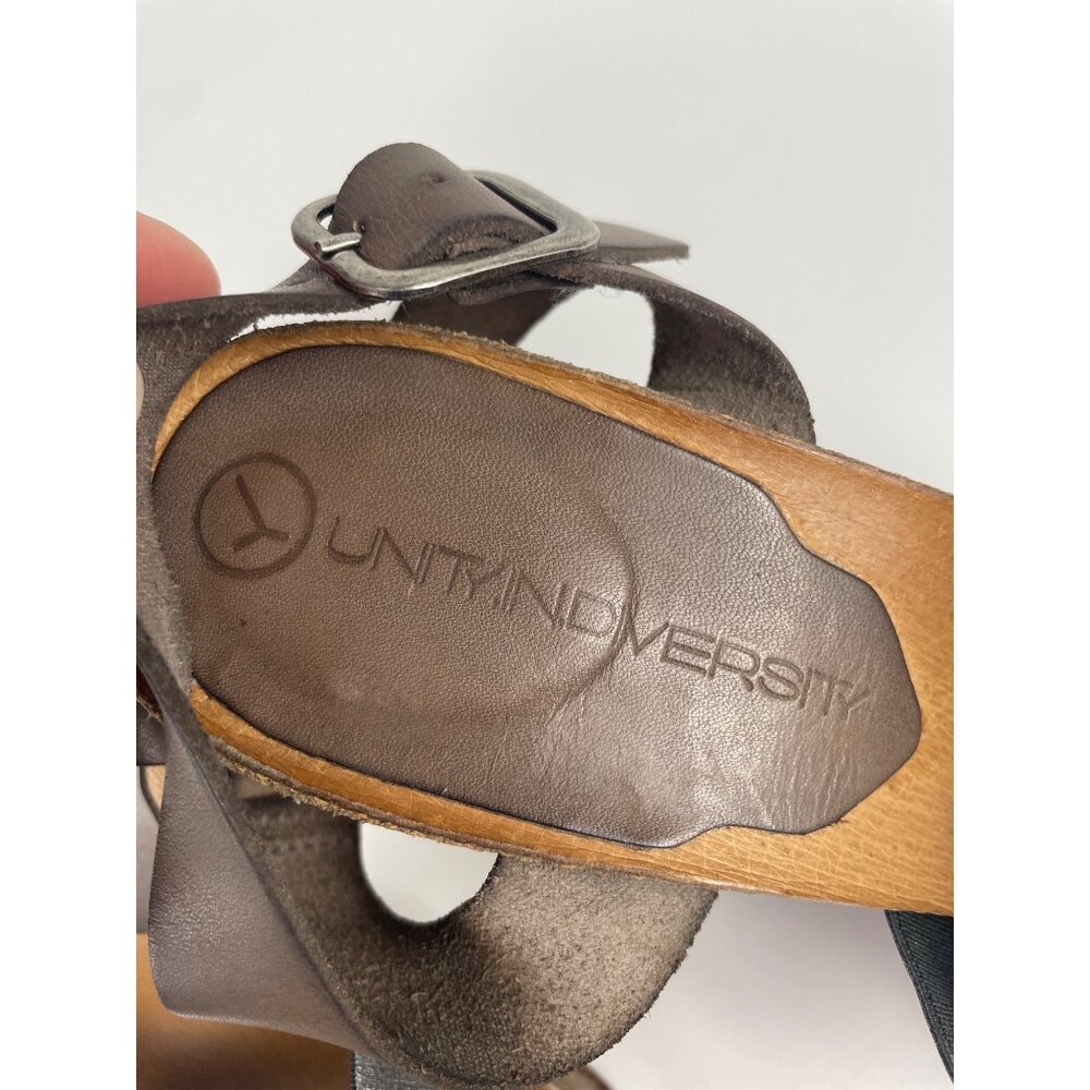 Unity in Diversity Women's 38 Made in Spain Strappy Patent Leather Clog heels - Picture 4 of 13